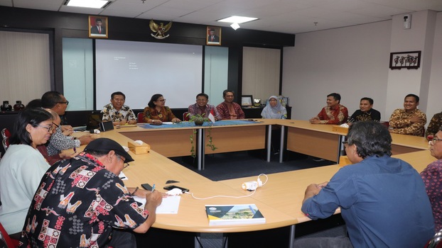PKS 1